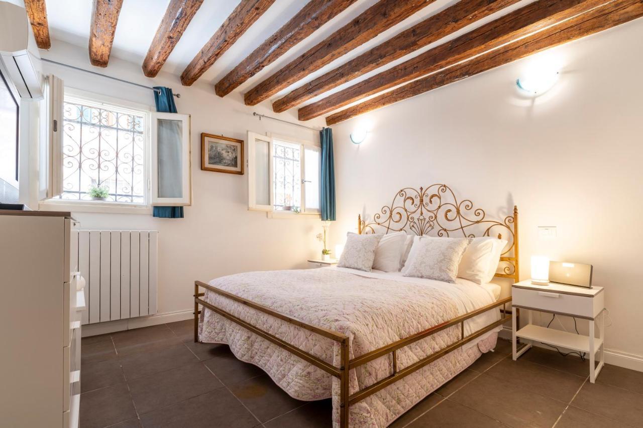 San Giacomo Pied-A-Terre House By Wonderful Italy 베니스 외부 사진
